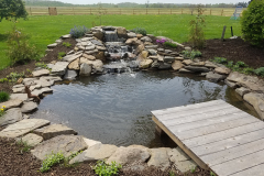 Ponds with Waterfalls | Pond Waterfall Design | Backyard Waterfalls | Ponds with Waterfalls Landscap